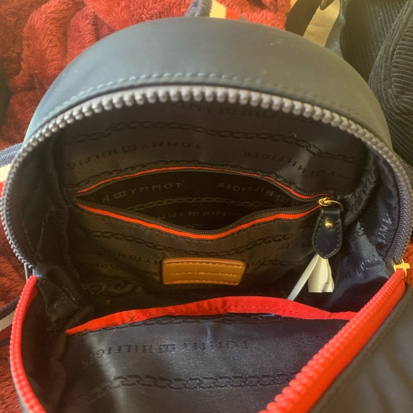 TH Backpack - Picture 3 of 4